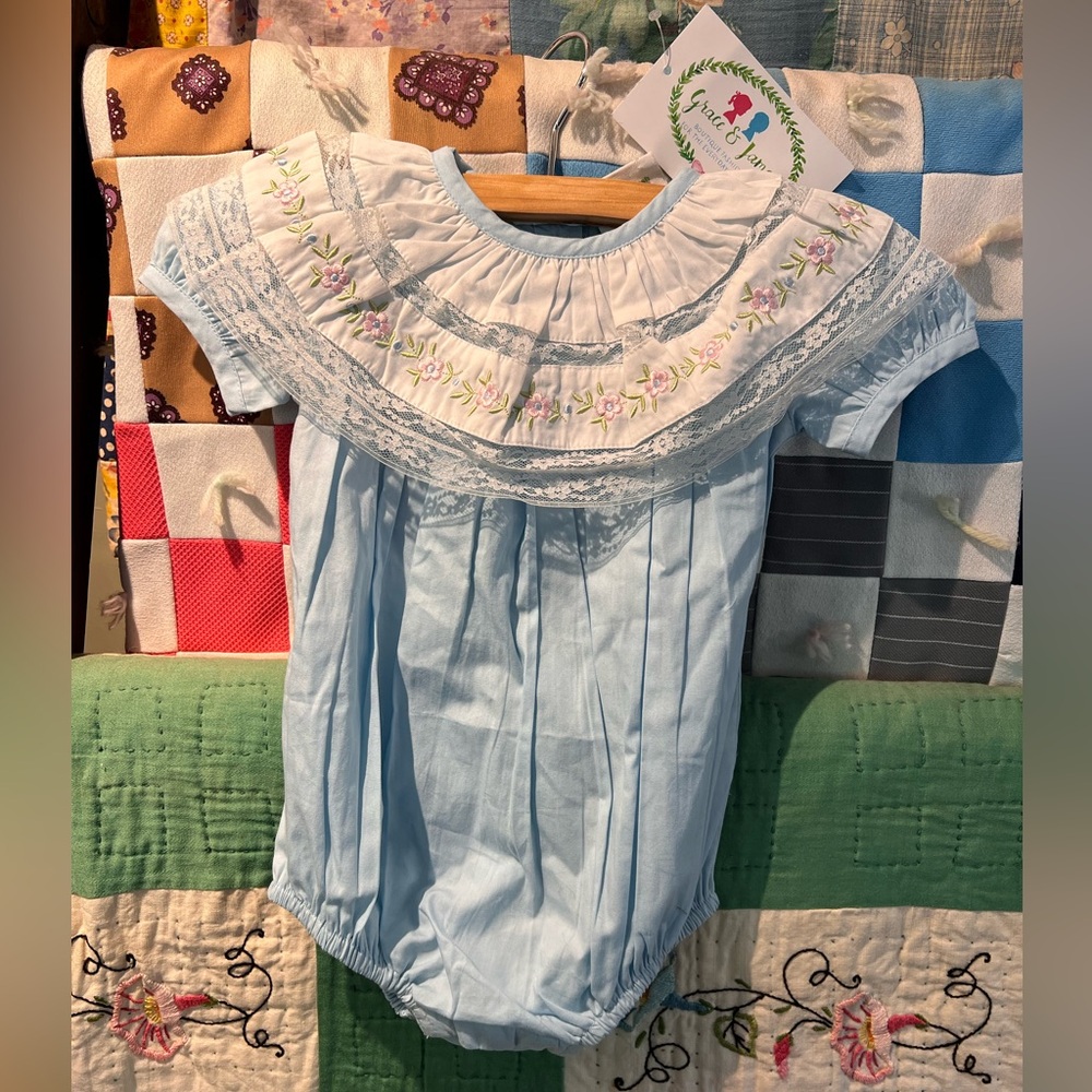 NWT beautiful Grace & James Bubble Size 6 months